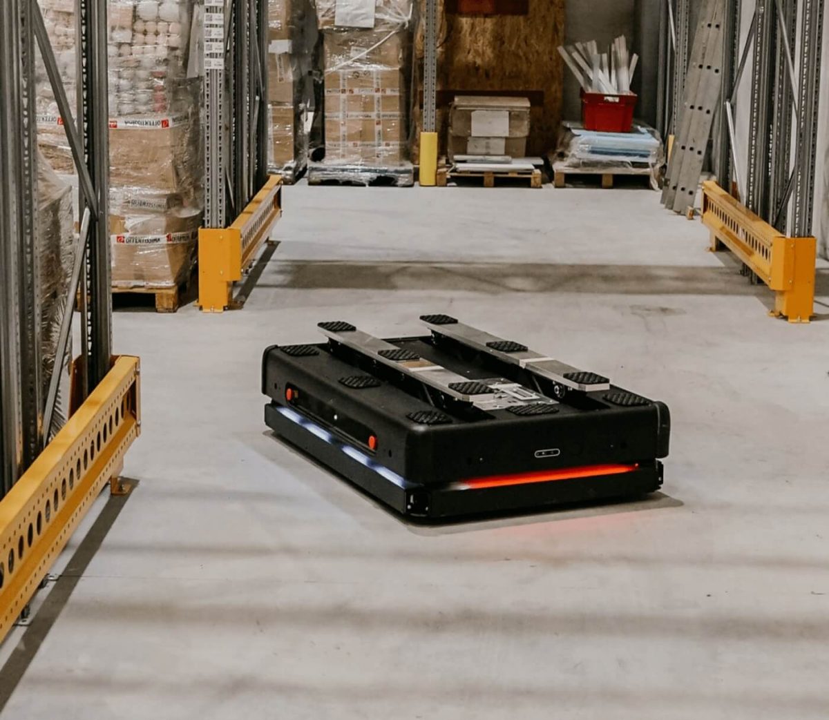 gideon-bros-pallet-robot-in-action